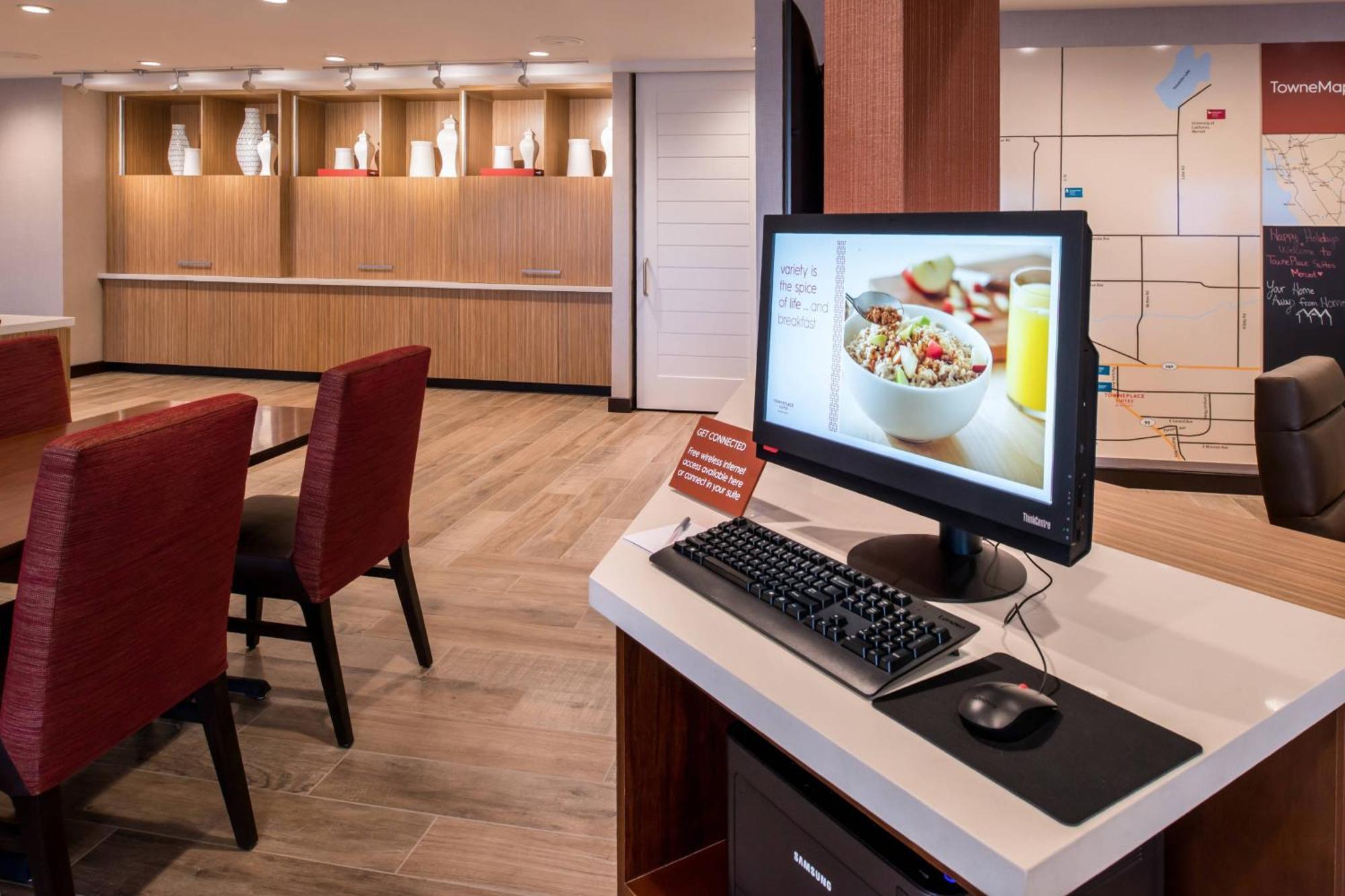 Towneplace Suites By Marriott Merced Exteriör bild